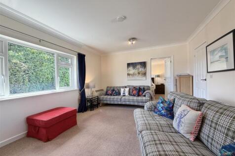 Living  Room.jpg