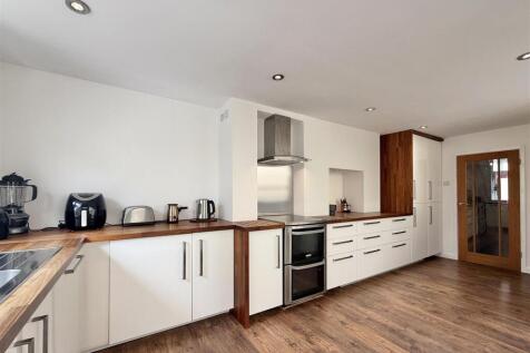 Kitchen__.jpg