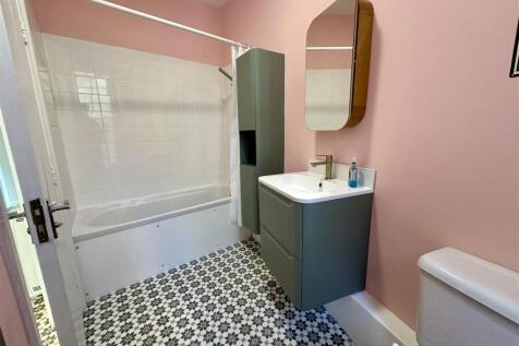 Bathroom.jpeg