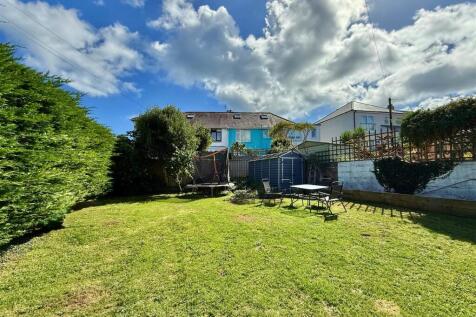 Rear Lawn.JPG