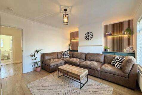 Living Room.jpeg
