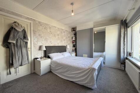 Bedroom  1.jpeg