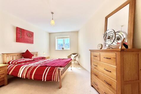 Bedroom 2.jpeg