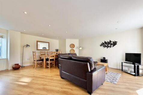 Living Area_.jpeg