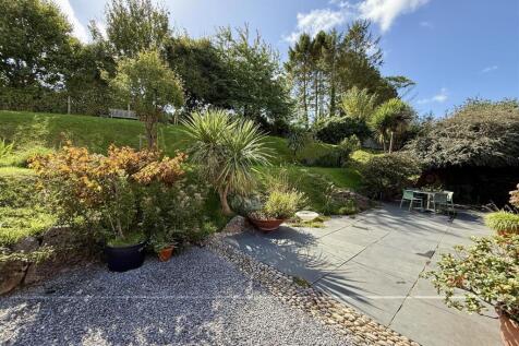 Rear Patio Into Garden.JPG