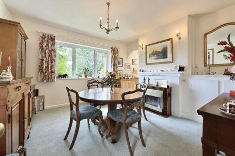 Dining Room.jpg