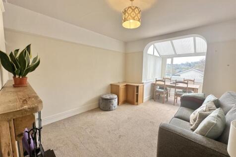 Dining Room.jpg