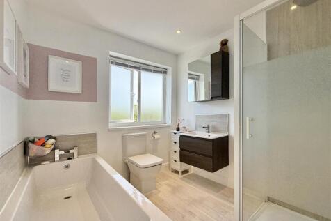 Family  Bathroom.jpg