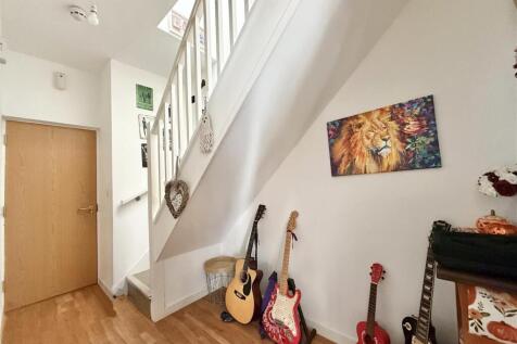 Entrance Hall.jpeg