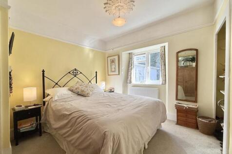 Bedroom  1.jpg