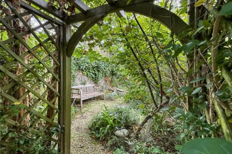 Through To Gardens.JPG