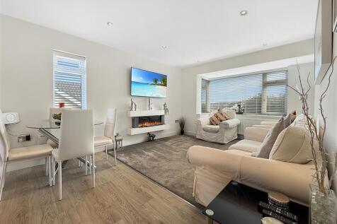 Lounge Area.JPG