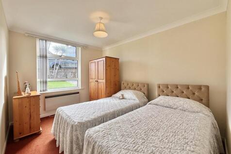 Bedroom 2.jpg