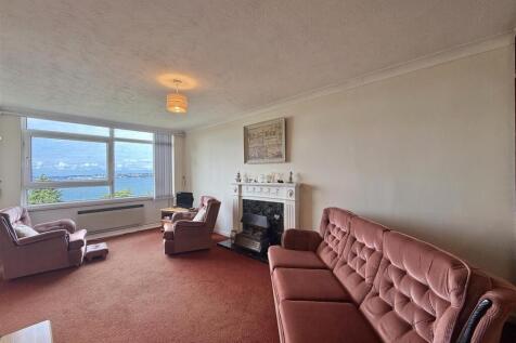 Lounge Area.jpg