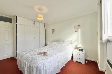 Bedroom  1.jpg