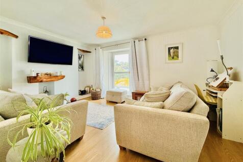 Livign Room From Hall.JPG