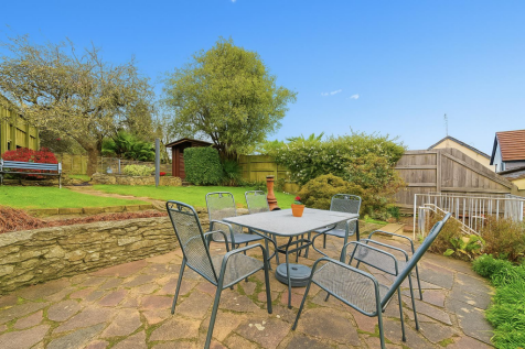 Rear Patio Seating Area.png