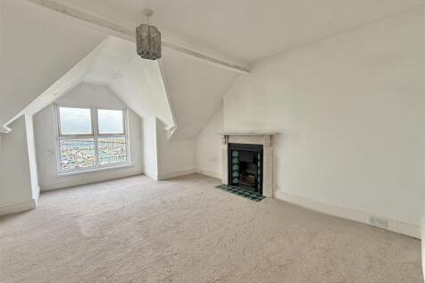 Flat 3 - Living Room.jpg