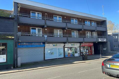 Flat 7 Churchill Court