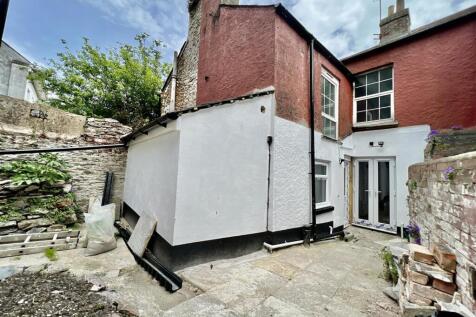 61 New Road Courtyard.jpg