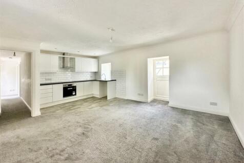 Living Room.JPG