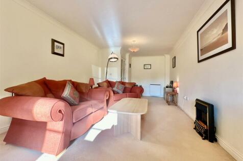 Living Area.jpg