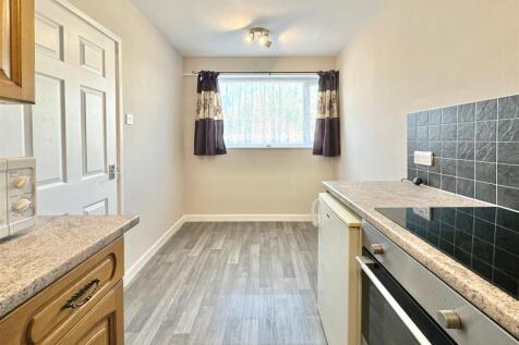 21 Seaway Court 13.JPG