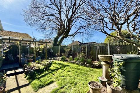 Rear  Garden.jpeg