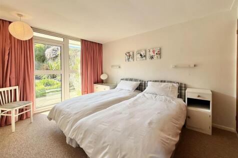 Bedroom 2.jpeg