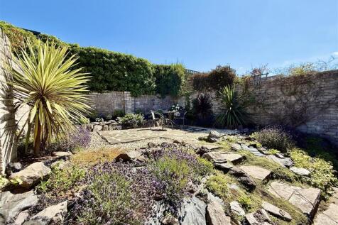 Rear  Garden.jpg