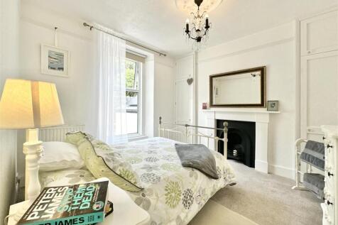 Bedroom  2.jpg