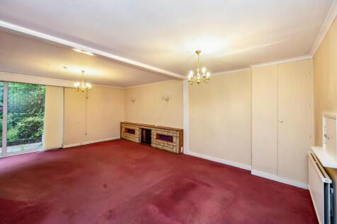 Lounge / Dining Room