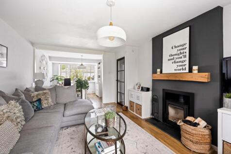 Sitting/Dining Room