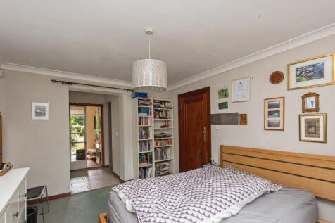 Downstairs Guest Suite