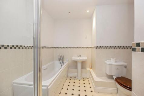 En- Suite