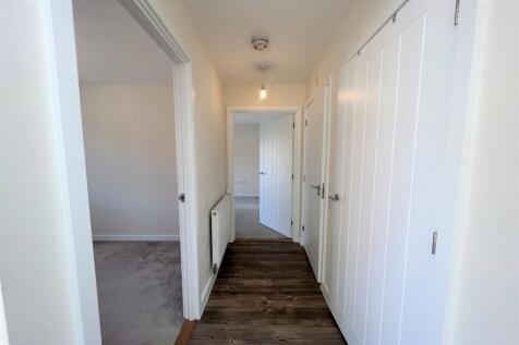 Lobby/Hallway