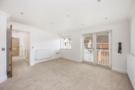 Living Room ( Kitchen/ living open plan )