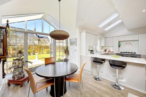 Kitchen / Living / Dining Area