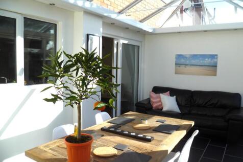 Orangery/Dining Room