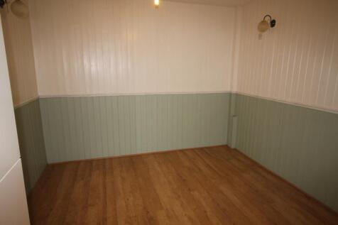 Kitchen / Dining Roo