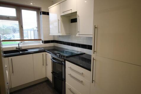 Kitchen / Dining Roo