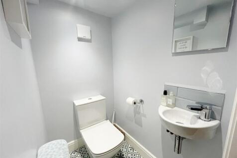 Downstairs WC 