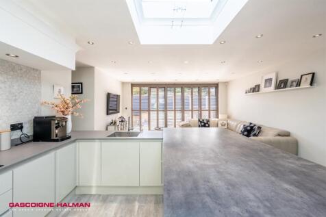 Kitchen Family Room