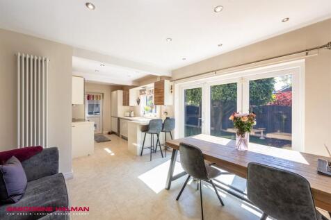 Kitchen Family Room