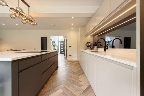 Kitchen Family Room