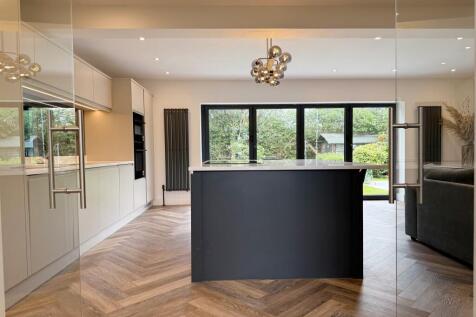 Kitchen Family Room