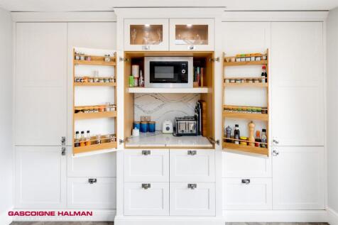 Kitchen Family Room