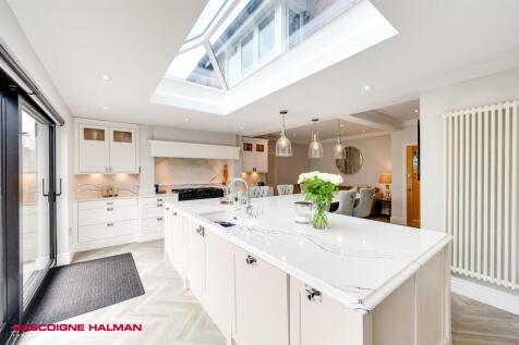 Kitchen Family Room
