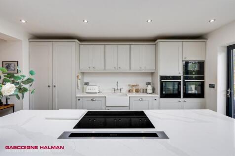 Kitchen Family Room