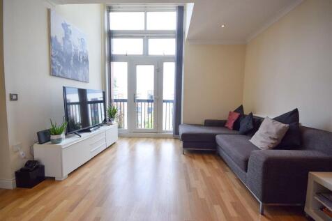 Living/ Dining Kitch